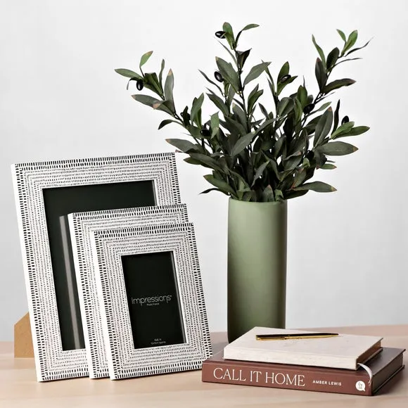 Impressions Monochrome Patterned Photo Frame 4