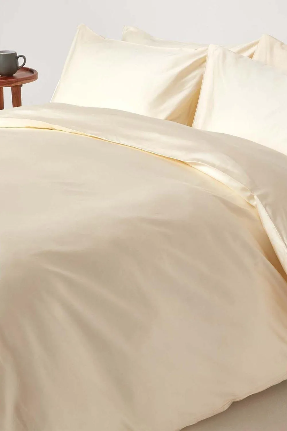 Homescapes Sateen Cotton Duvet Cover Set 400 TC in Cream 2