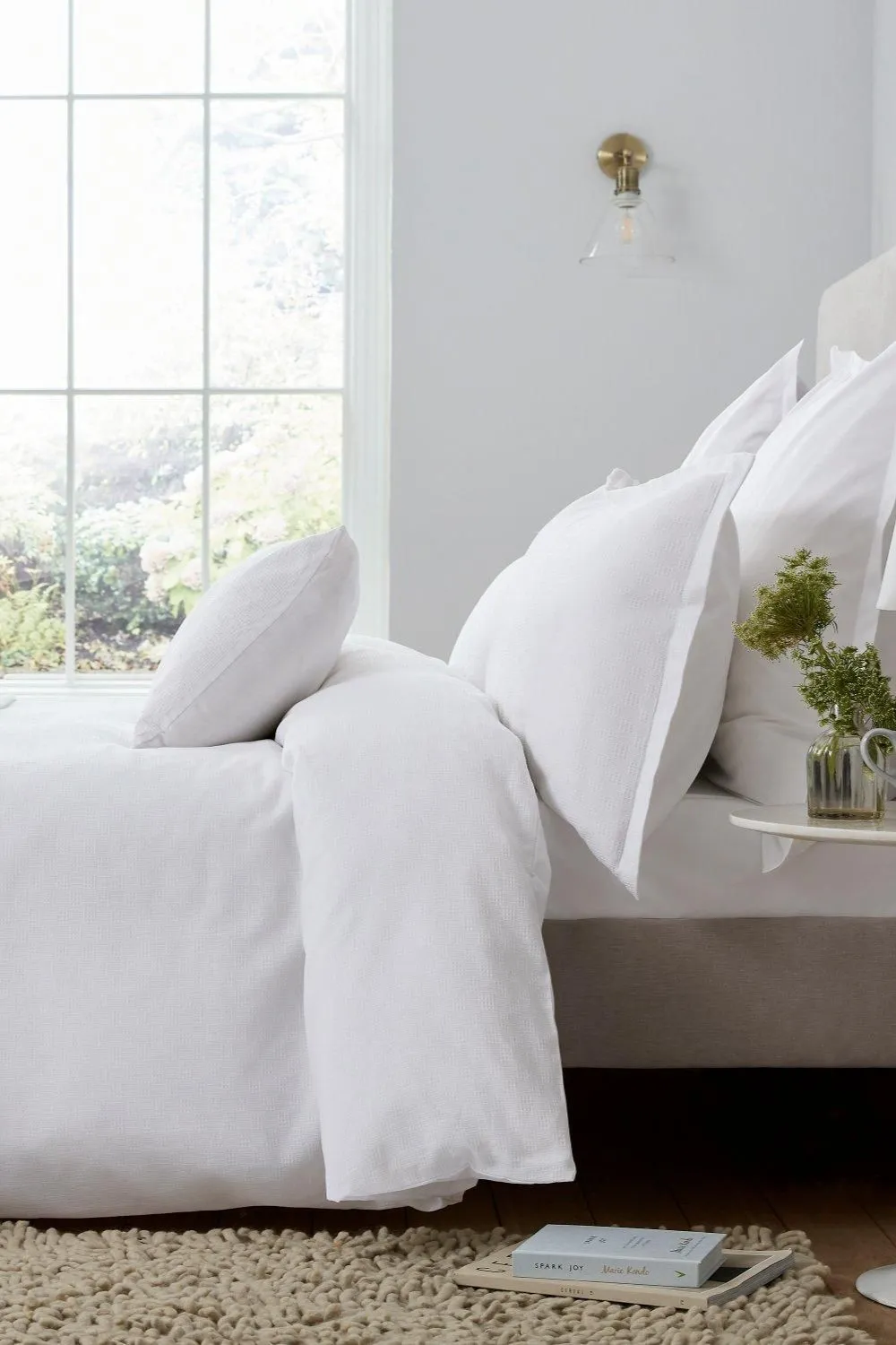 Murmur 'Ari' Cotton Oxford Pillowcase in White 3