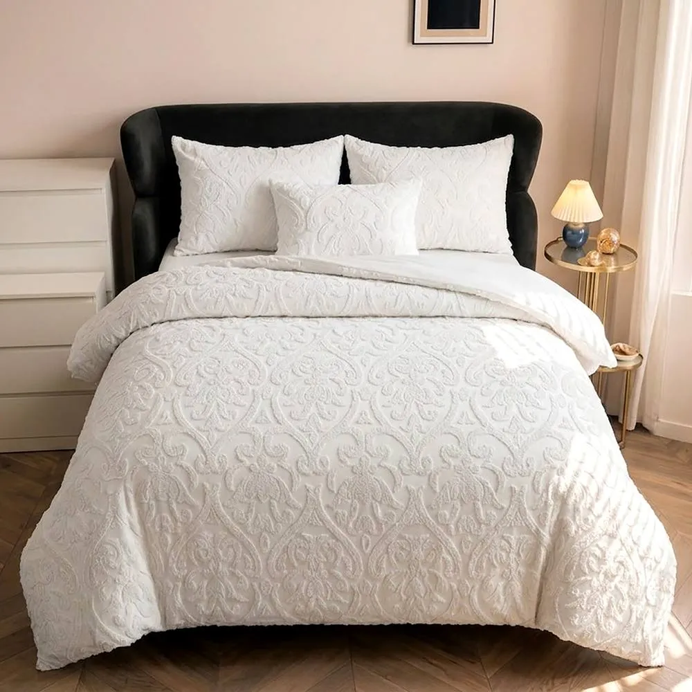 GAVENO CAVAILIA Luxury Elegant Cambi Duvet Cover Set in White 1