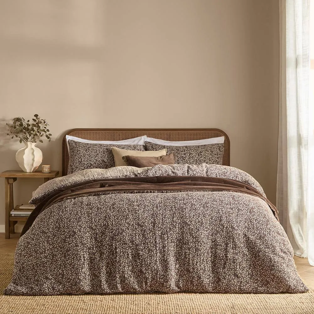 Yard Perrie Leaf Muslin 100% Cotton Duvet Cover Set in Chocolate 2