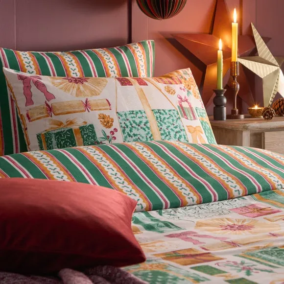 Furn. All Wrapped Up Duvet Cover and Pillowcase Set 4