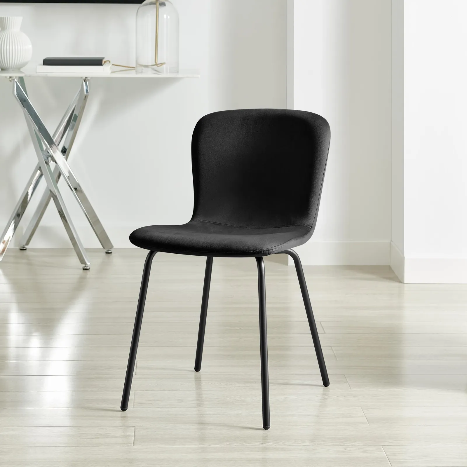 FurnitureboxUK 2 x Asti Black Velvet Dining Chairs 4