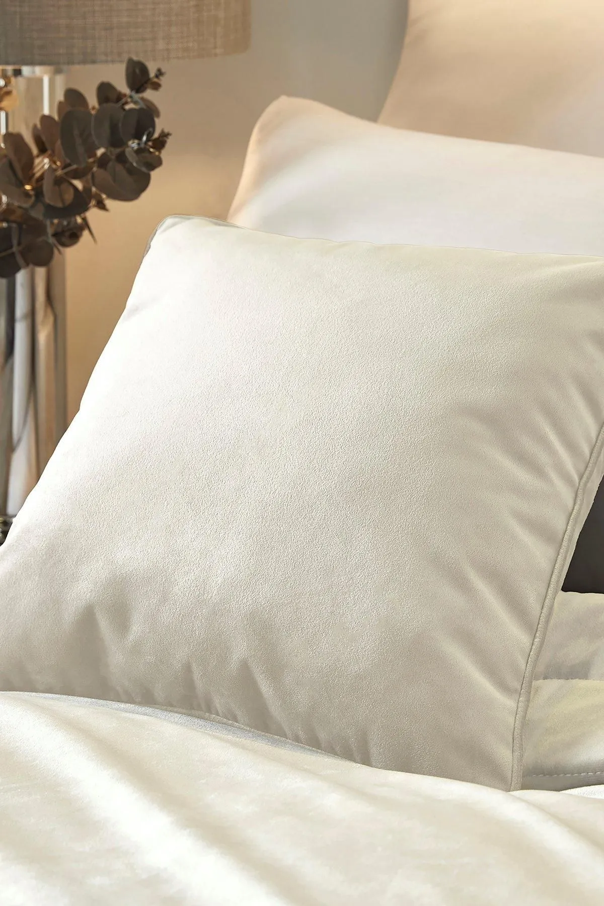 Laurence Llewelyn-Bowen 'Chic' Luxury Soft Velvet Frame Stitched Warm & Cosy Bedspread in Ivory 3