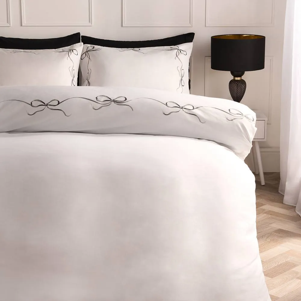 OHS Bow Border Bedding Set Microfibre Duvet Cover with Pillowcase in Black