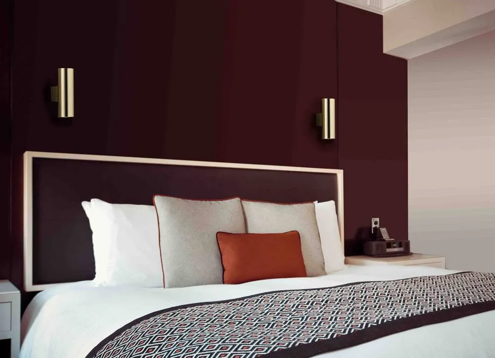 Netlighting Mitos Up & Down Wall Lamp Brass Steel in Gold 2