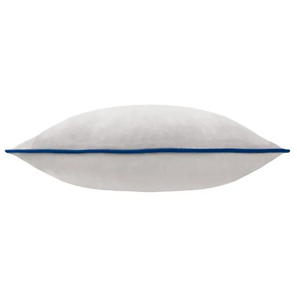 Furn. Square Cushion 3