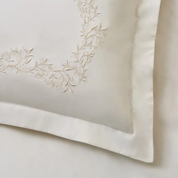 Dorma Camerelle Embroidery 100% Cotton Sateen Oxford Pillowcase Pair 3
