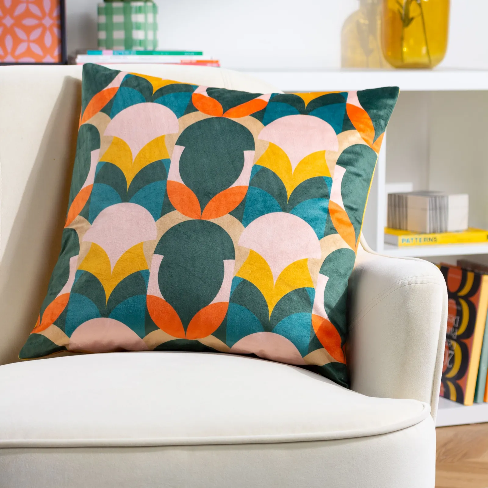 Heya Home Raeya Art Deco Velvet Cushion