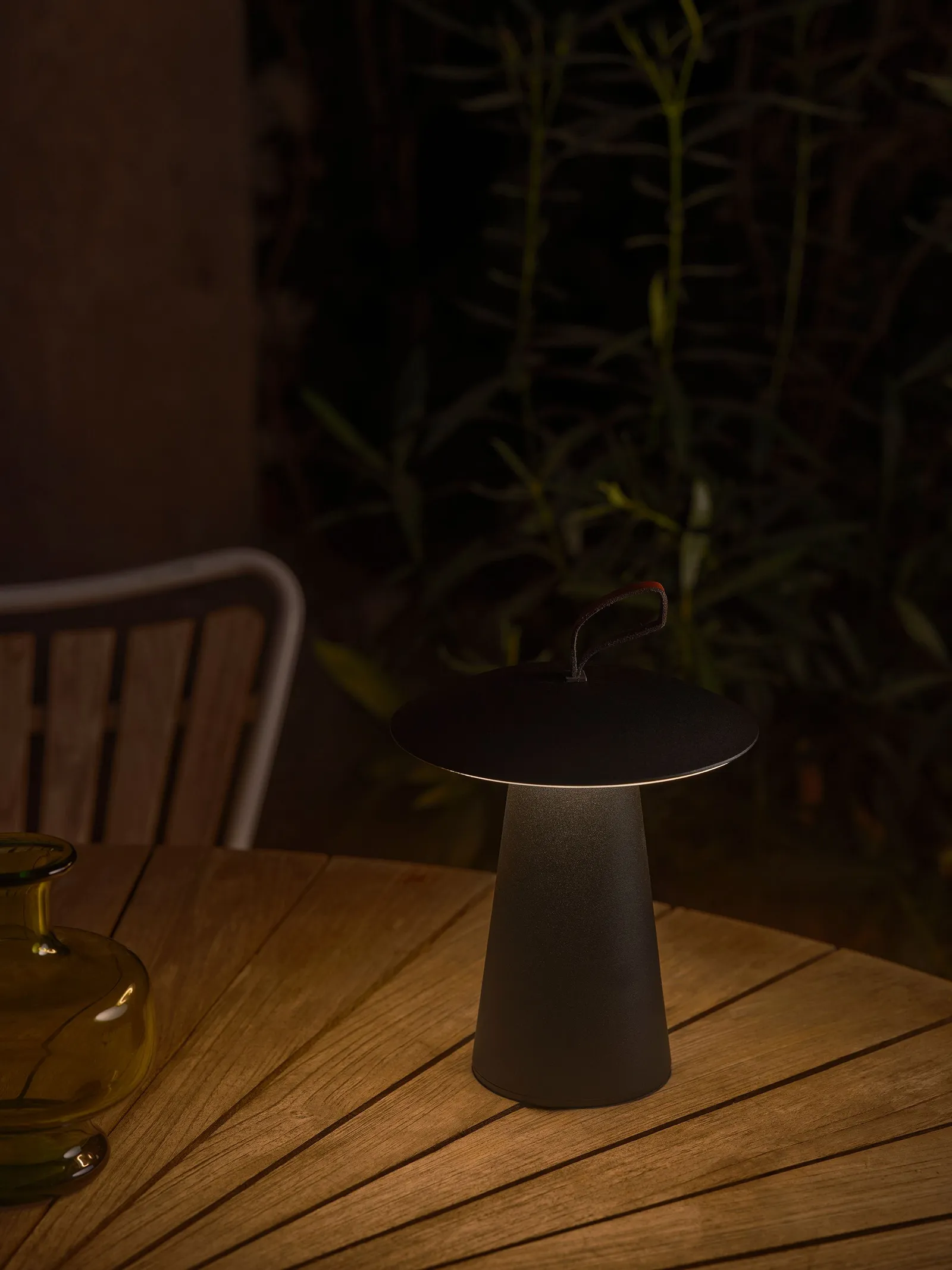 Nordlux Ara Outdoor Portable Light Black Metal Garden LED IP54 Switch 3000k 2
