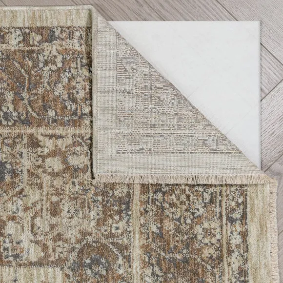 Liora Traditional Rug 3