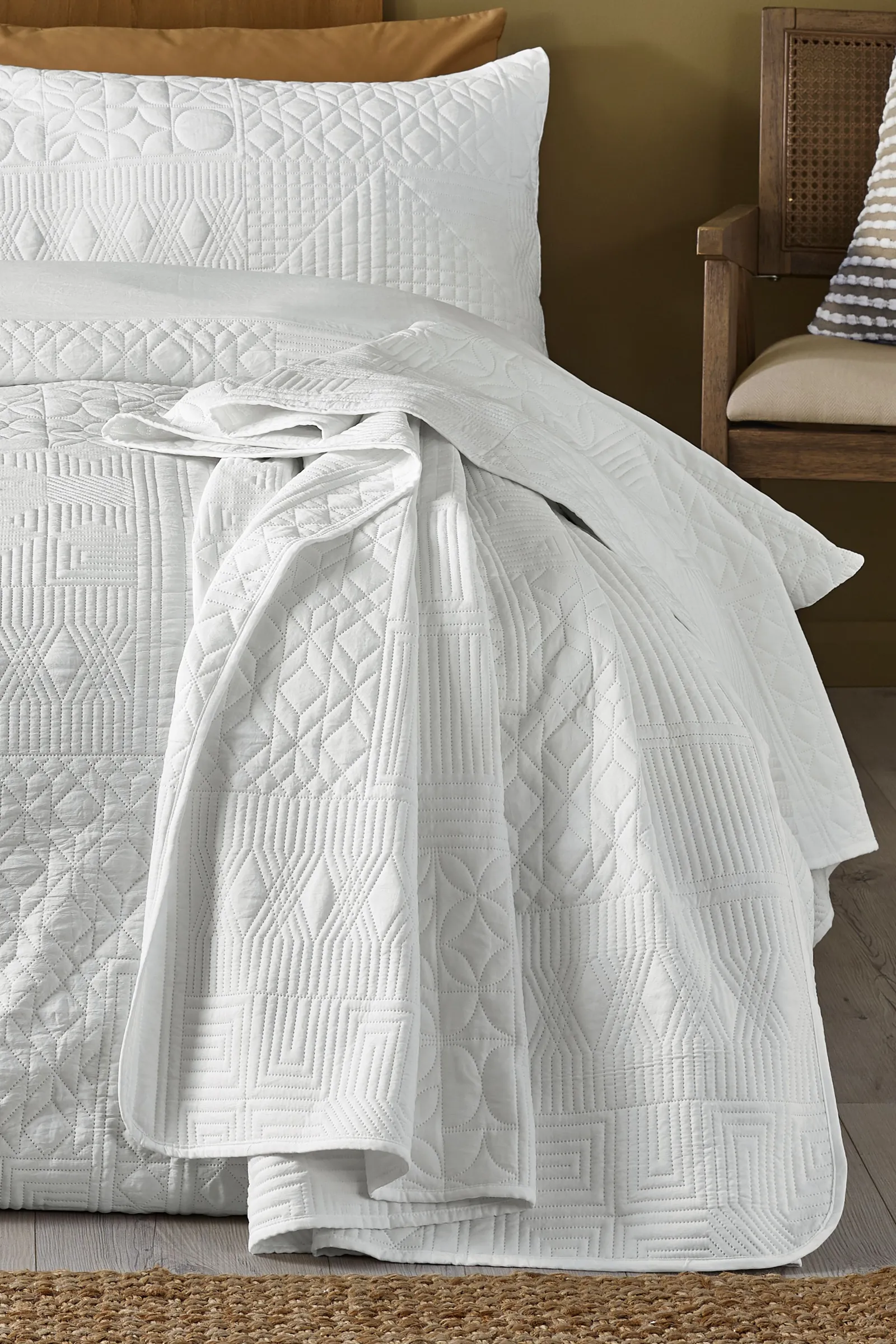 Catherine Lansfield 'Folkstone Geo' Bedspread in White