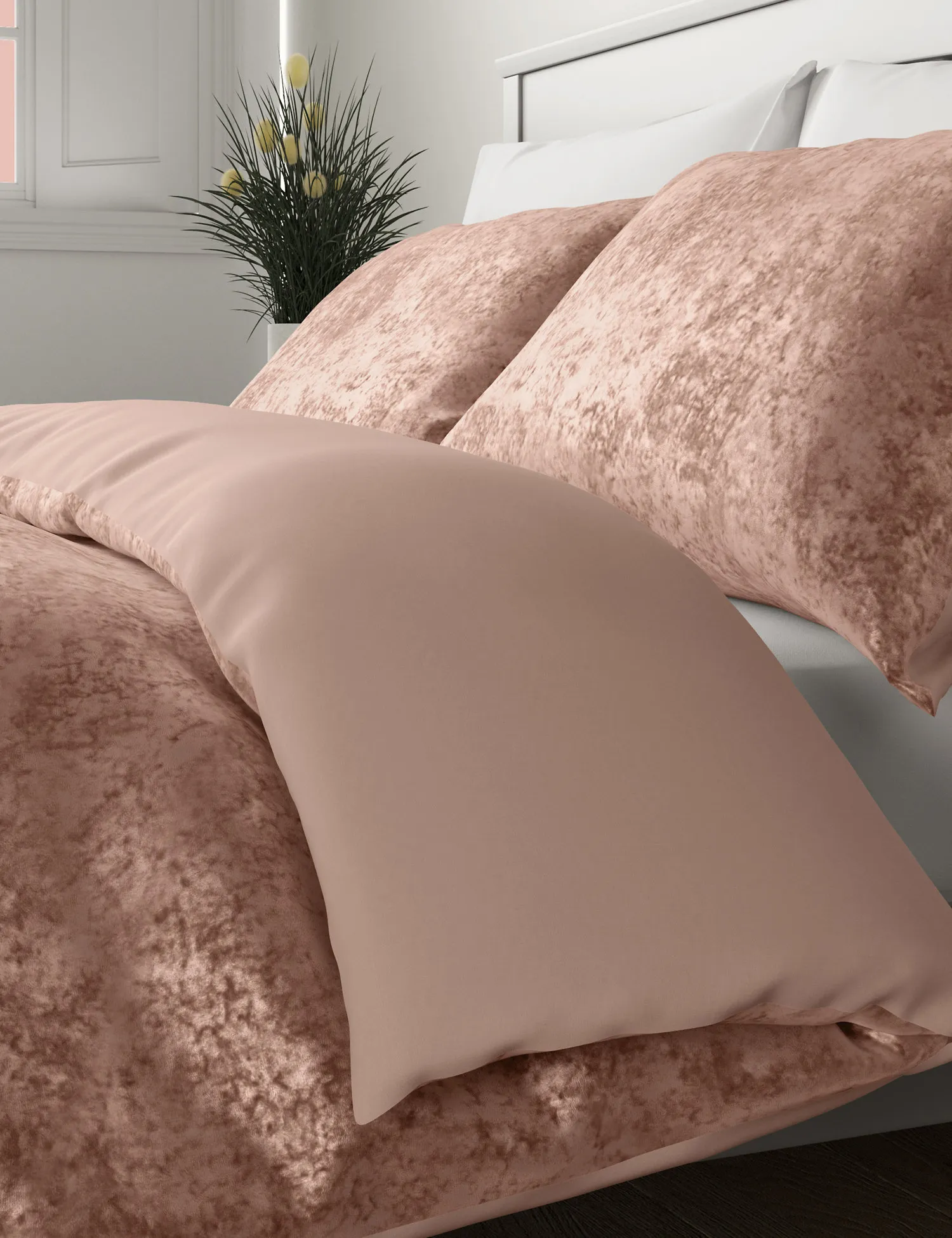 M&S Velvet Bedding Set