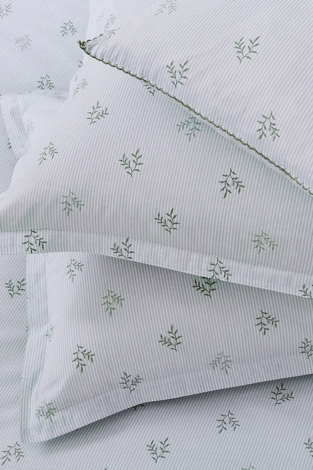 Murmur 'Thalia' Cotton Duvet Cover Set in Green 5
