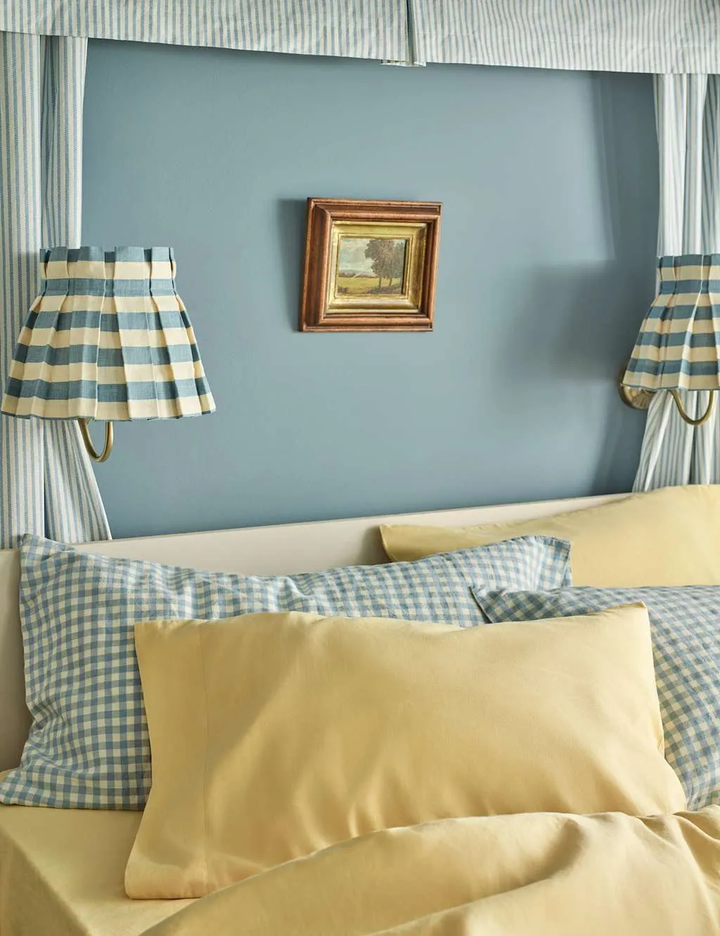 Piglet In Bed 2 Pack Linen Rich Pillowcases Yellow
