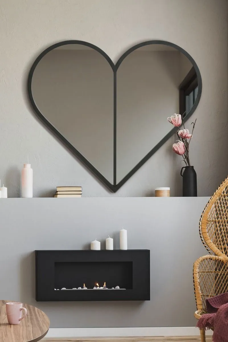 MirrorOutlet Black Metal Framed Heart Shaped Wall Mirror (80CM X 80CM) MAX