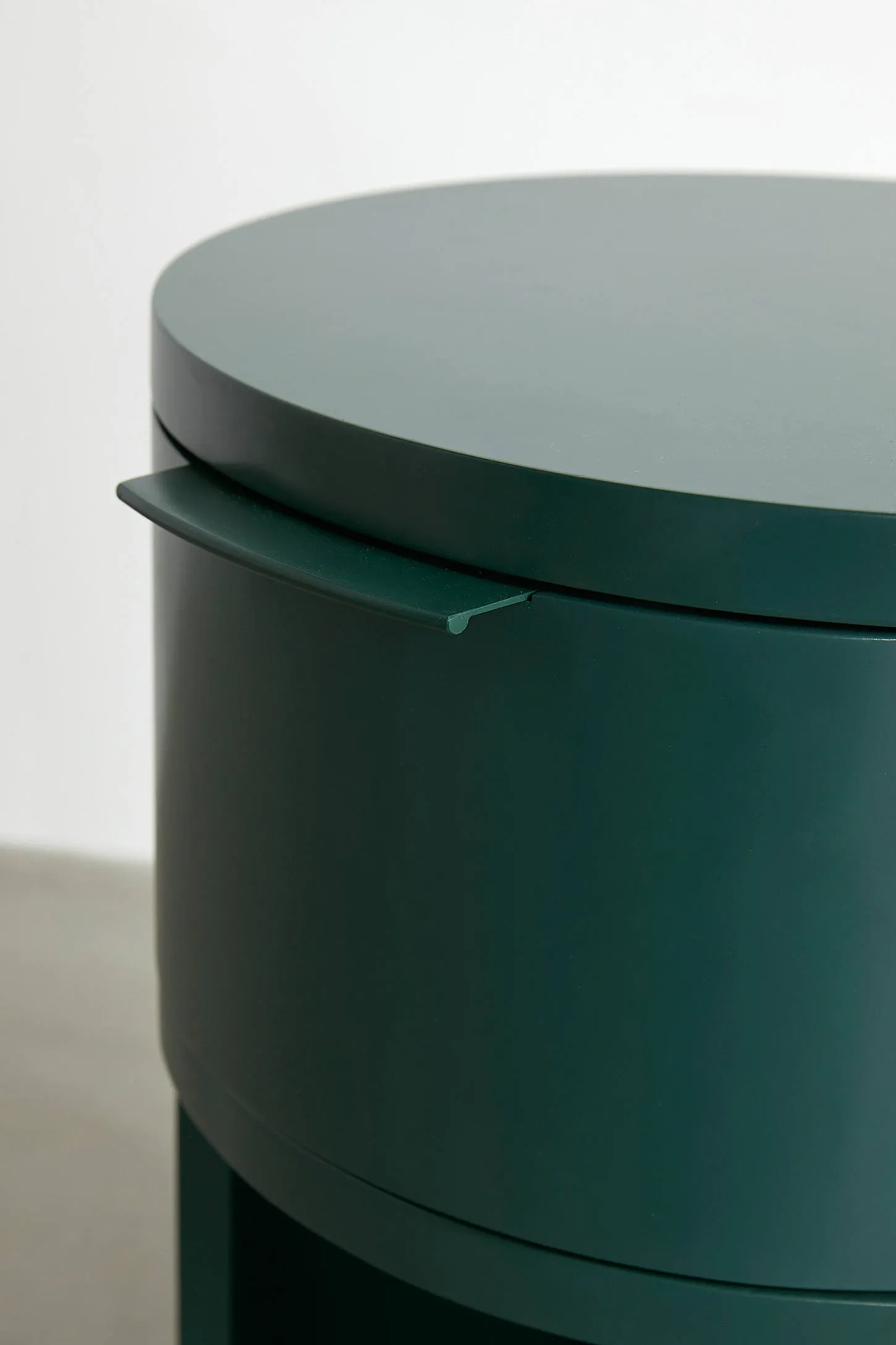 Kane Round Storage Nightstand - Green 4