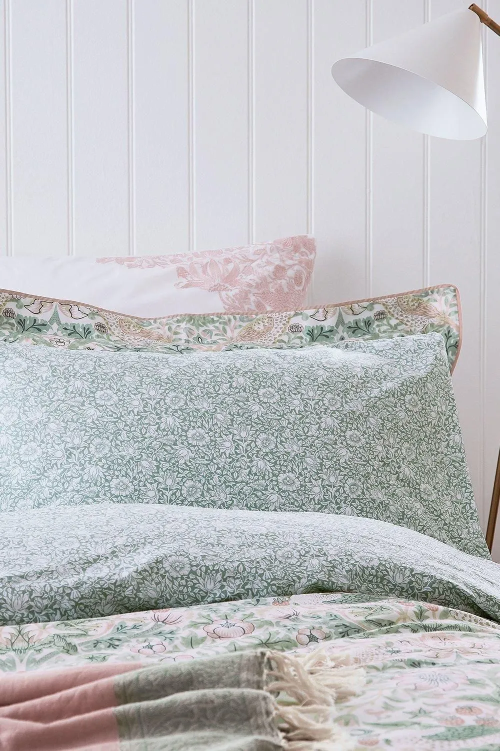 Morris & Co 'Strawberry Thief - Severne' Square Pillowcase in Light Pink 3