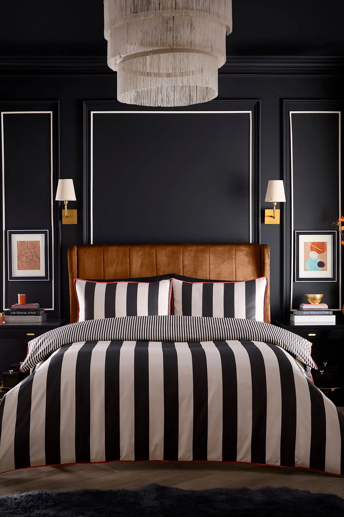 Laurence Llewelyn-Bowen 'Festivo Circus Stripe' Striped Print 100% Cotton Duvet Cover Set in Black 1