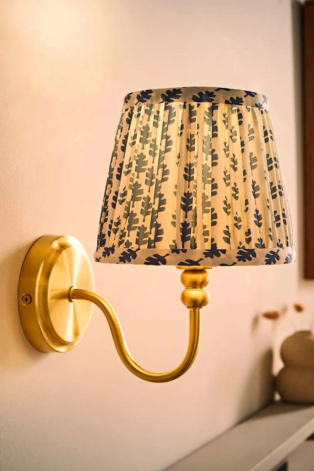 ValueLights Binky Pair of Rechargeable Gold Wall Lights with Floral Pleated Shades in Mid Blue 3