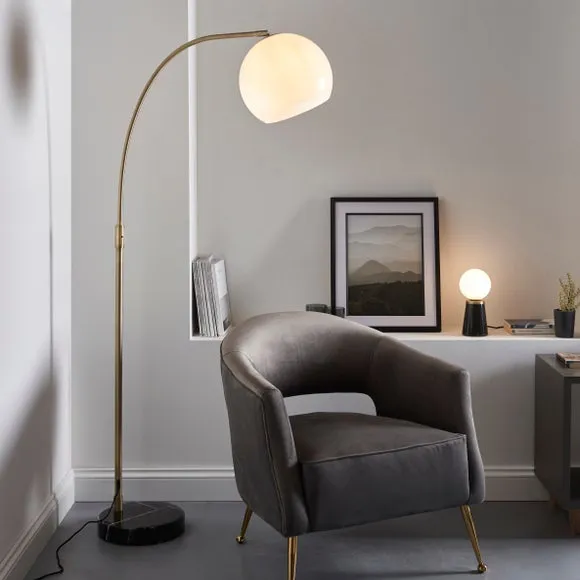 Vogue Hartwell Adjustable Arc Floor Lamp