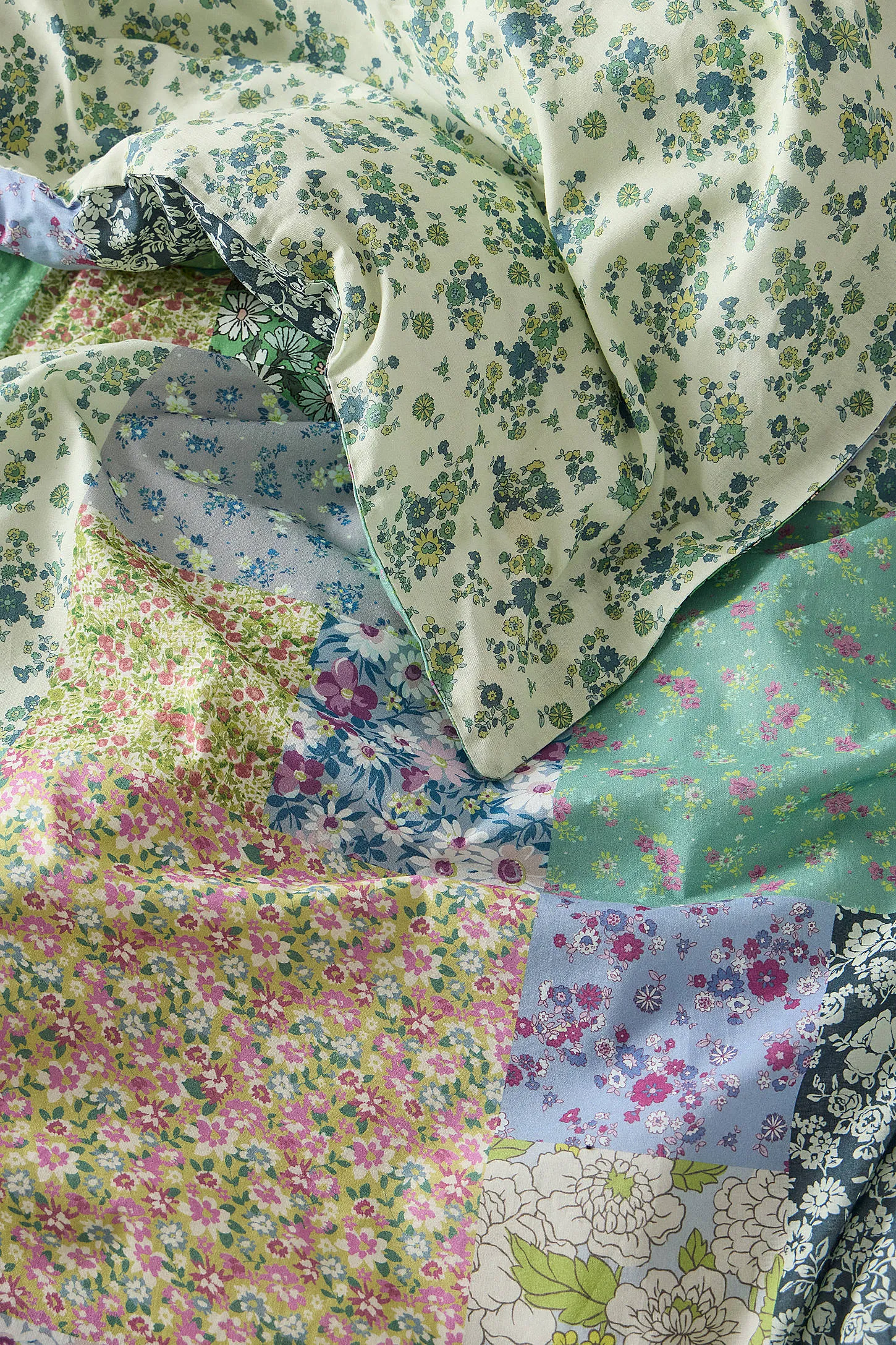 Floral Meadow Reversible Duvet Set 3