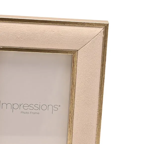 Impressions Velvet Photo Frame 3