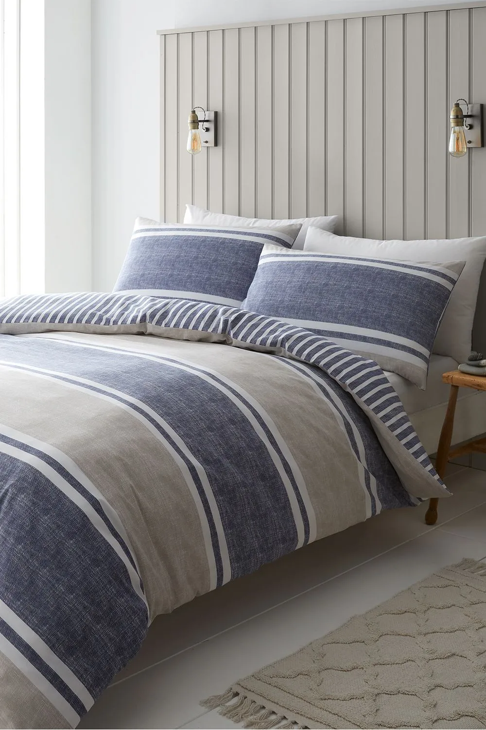 Catherine Lansfield 'Textured Banded Stripe' Duvet Cover Set in Blue