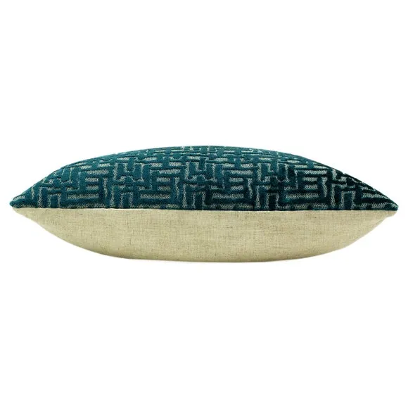 Delphi Cushion 3
