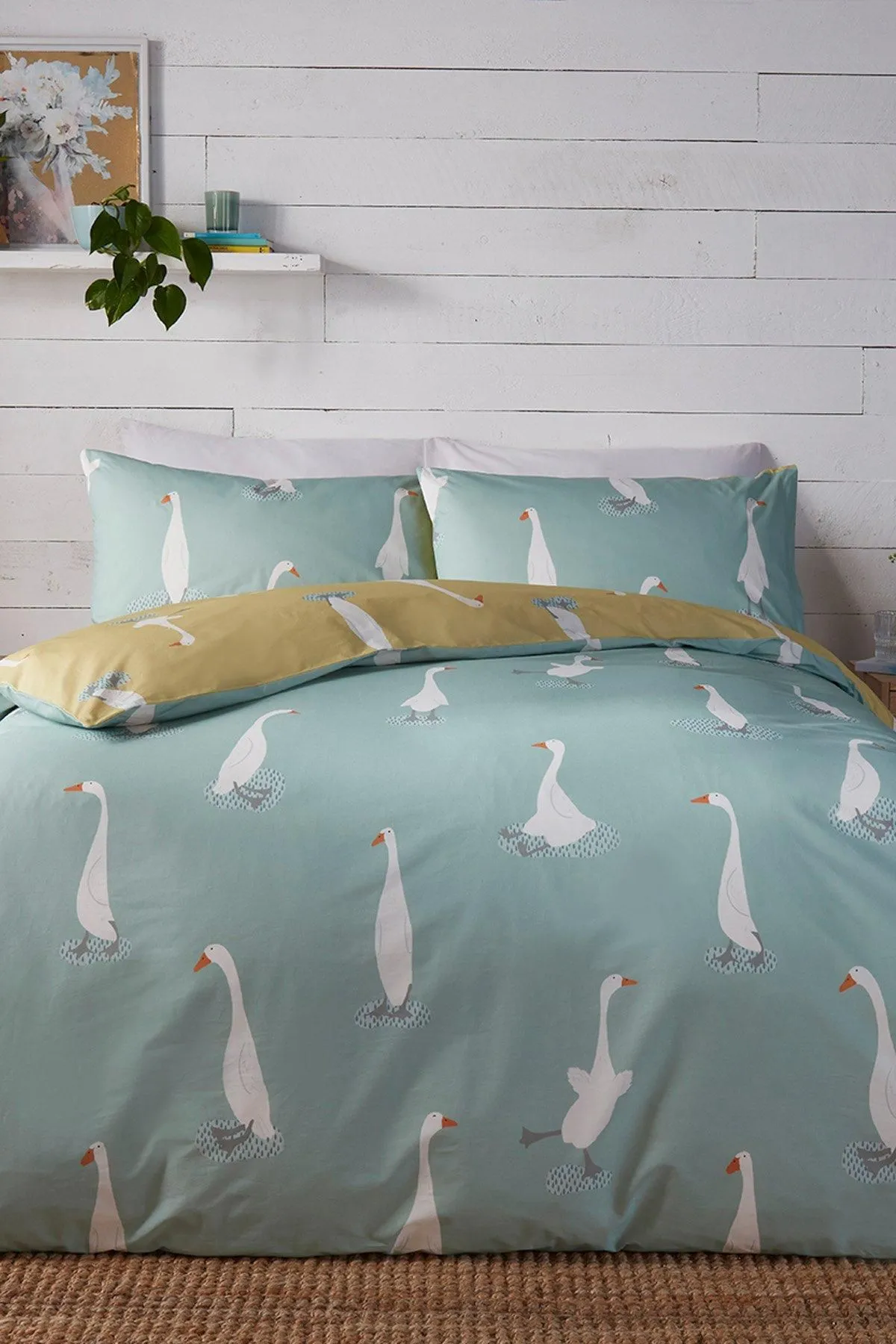 Fusion 'Puddles The Duck' Easy Care Reversible Duvet Cover Set in Yellow 5