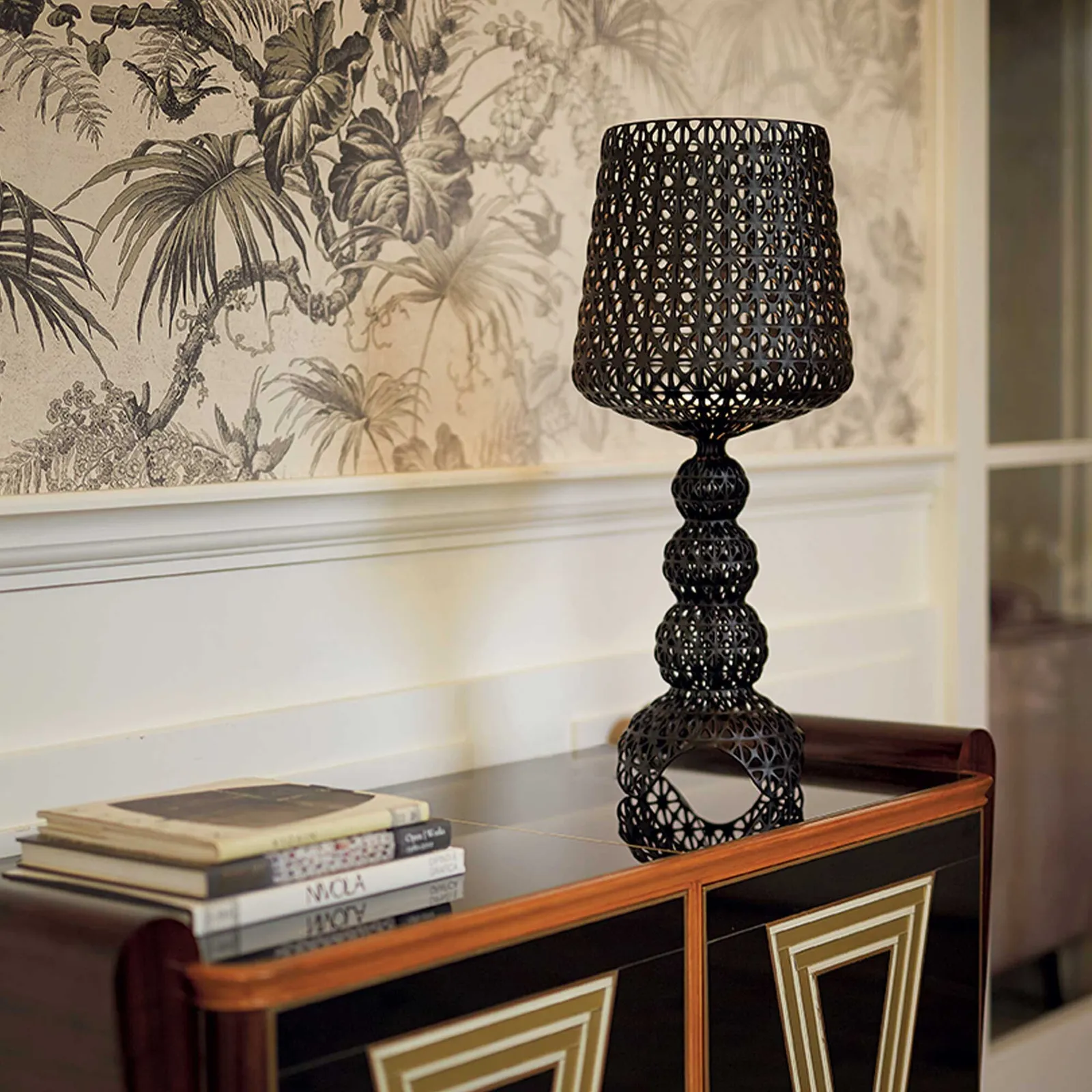Kartell Mini Kabuki Table Lamp 30X70 Black | Barker & Stonehouse 2