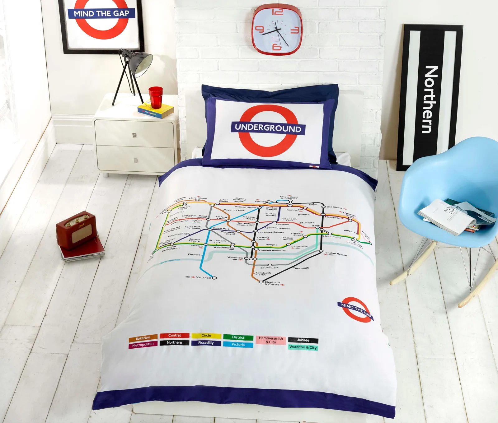 Rapport Home London Underground Polycotton Duvet Cover Set With Pillowcase in White
