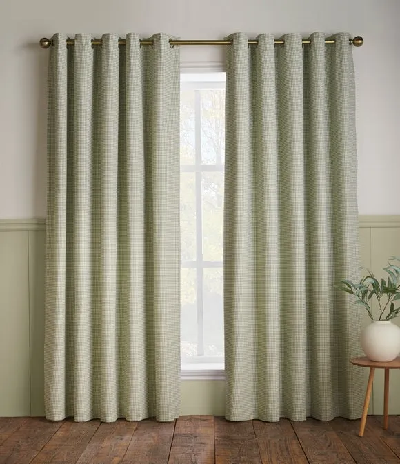Sydney Gingham Polycotton Blackout Eyelet Curtains 2