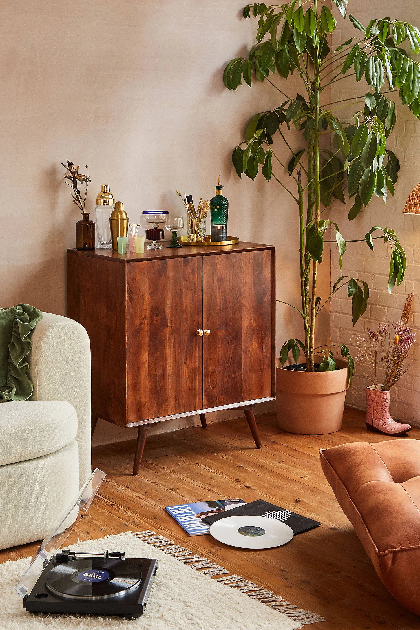 Cynthia Bar Cabinet - Brown