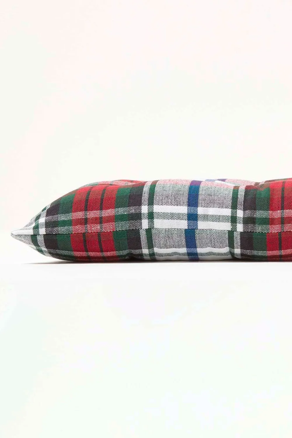 Homescapes Garden Bench Cushion Luxury 2 Seater Cotton Red Tartan Indoor Outdoor Pad 5