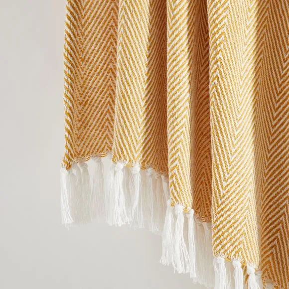 Jenson Herringbone Throw Blanket 3