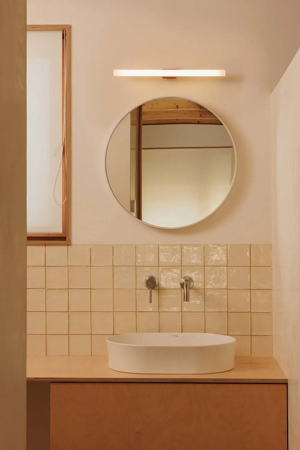 Netlighting Calma 50cm Bathroom Wall Lamp Terracotta S14D IP44 2700K 2