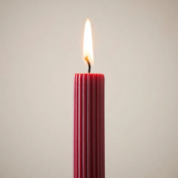 Set of 4 Ribbed Dinner Candles 2