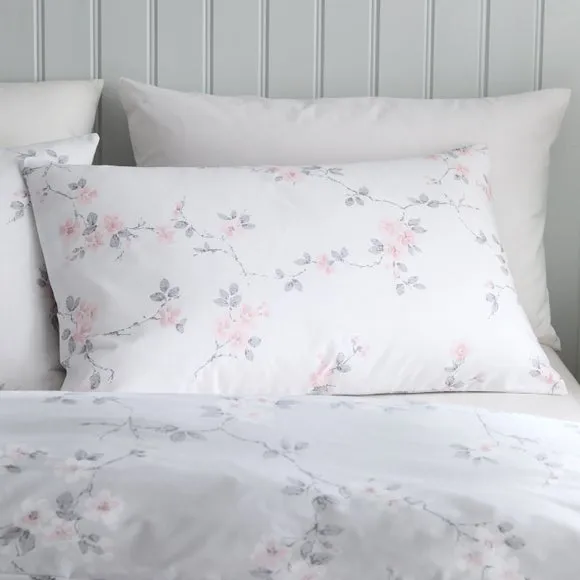 Edith Floral Duvet Cover and Pillowcase Set 2
