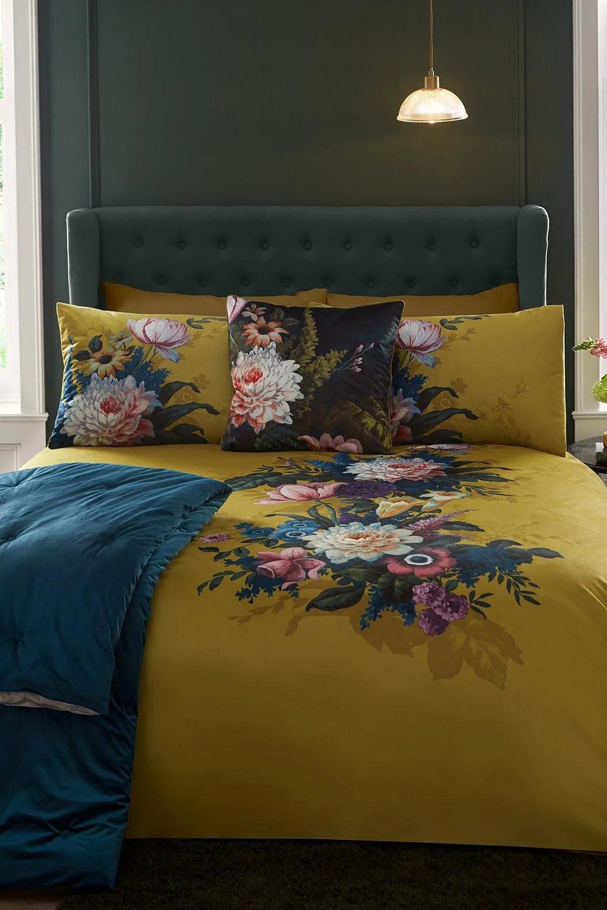 Appletree 'Kennington' Luxe Velvet Filled Cushion 2