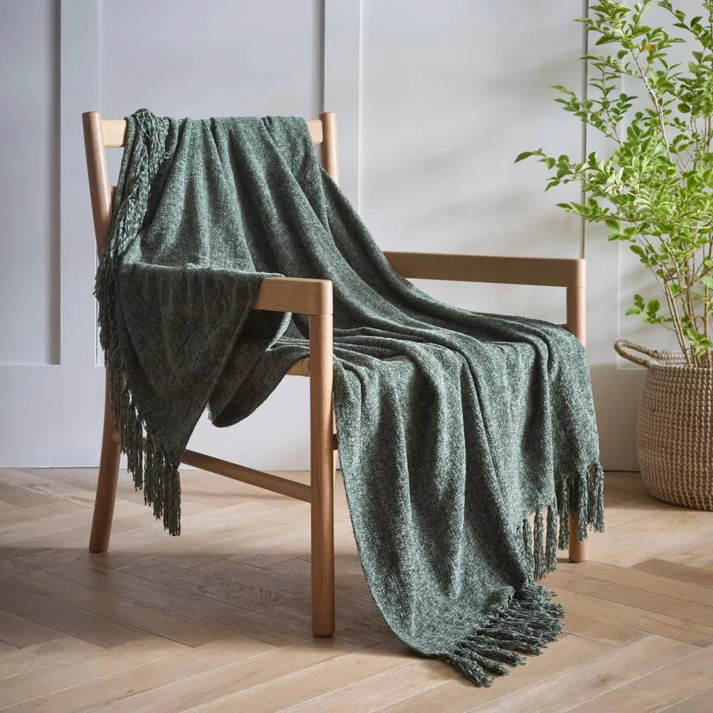 Portfolio Home Malmo Textured Tassels Chenille Throwover Throw Blanket 127 x 152 cm in Green