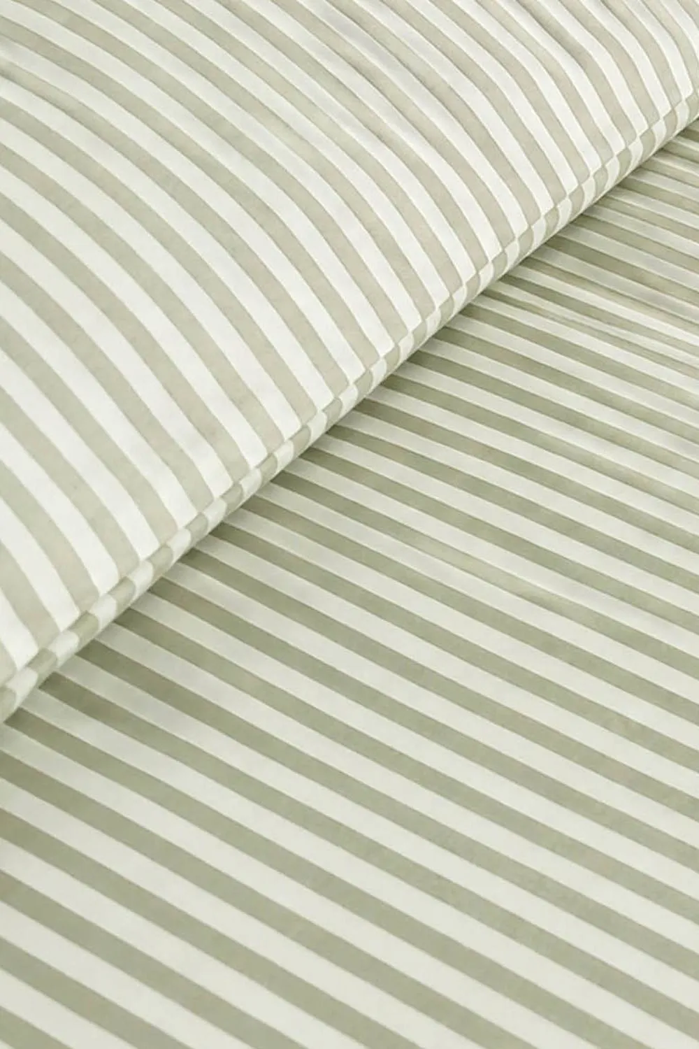 Martex Studio Edition Pinstripe Duvet Cover Set in Green 4