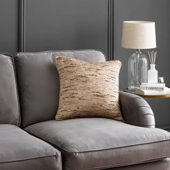 Hotel Fontaine Square Cushion 1