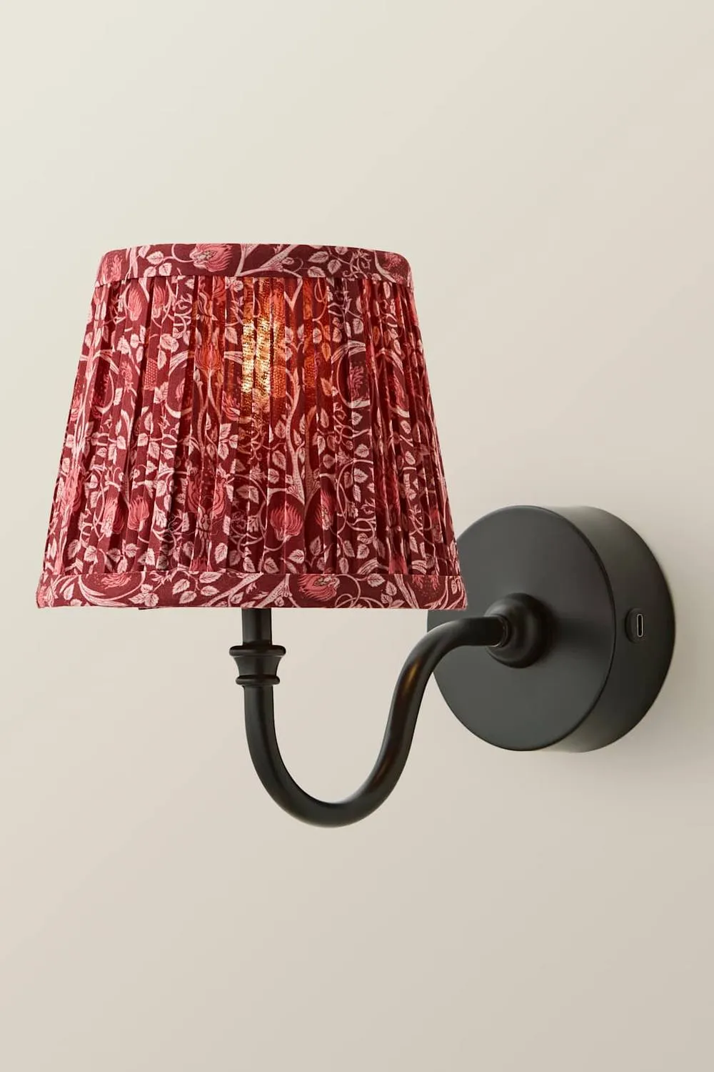 ValueLights Lowe Pair Floral Pleated Shade Metal Portable Rechargeable Wall Light in Black 3