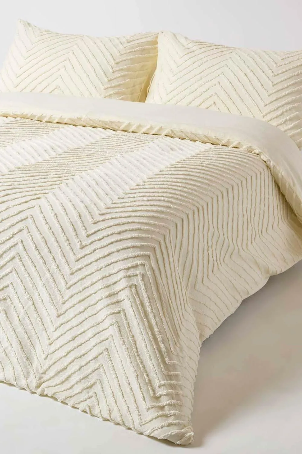 Homescapes Off White Cotton Tufted Duvet Cover Set