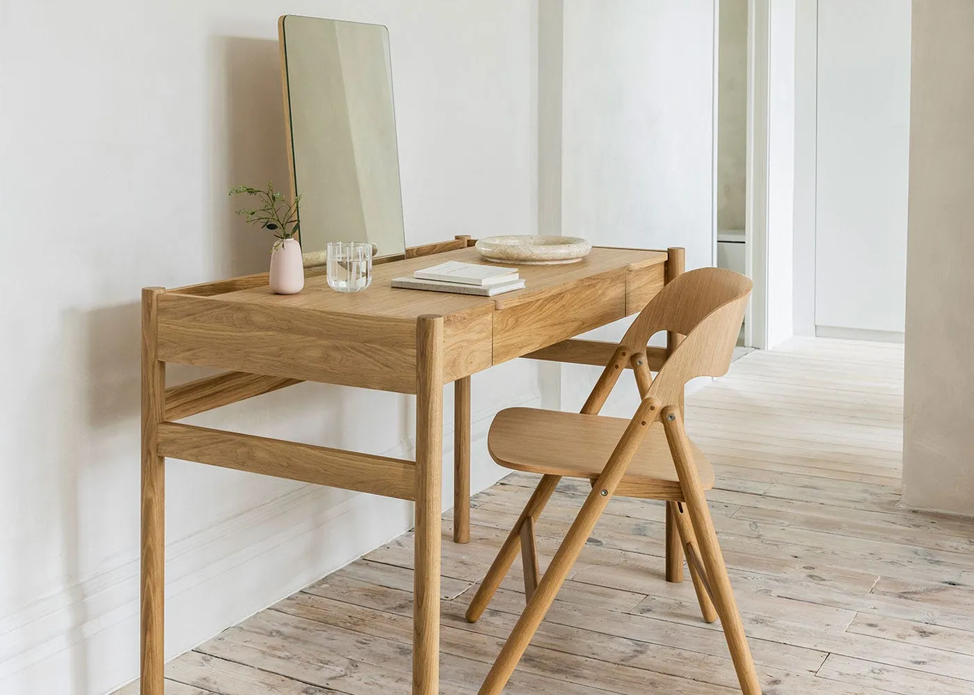 Case Pala Dressing Table in Oak 3