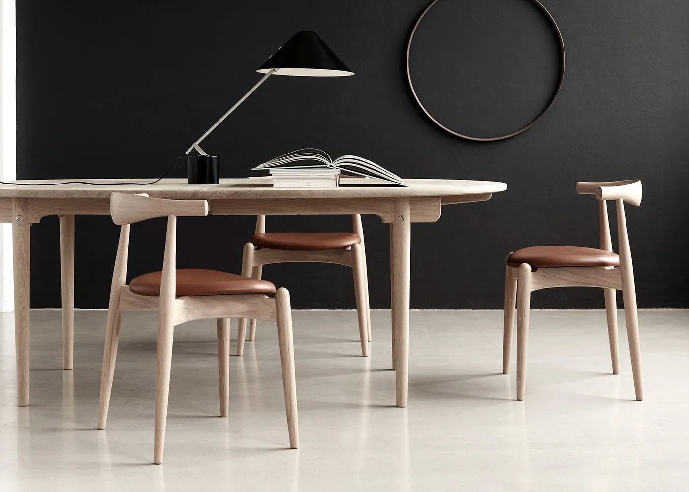 Carl Hansen & Son CH338 Extending Dining Table Soaped Oak 200 x 115cm 3