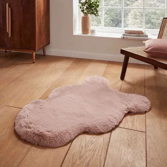 Super Teddy Faux Sheepskin Rug 1