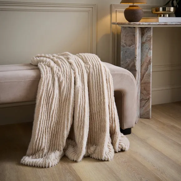 Ribbed Faux Fur Throw Blanket 130cm x 180cm