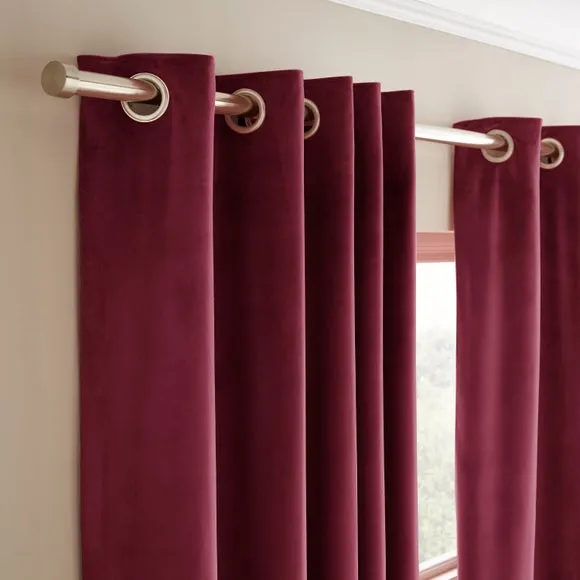 Luxe Velour Eyelet Curtains (Blackout Available) 1